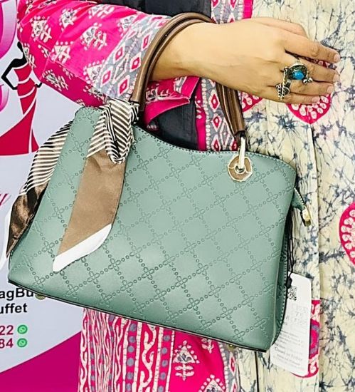 Picture of Clorox Brand Cross bag With Beautiful Lace