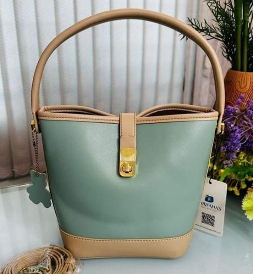 Picture of Processing Leather Bag Open Chambered Bag Tube Style 