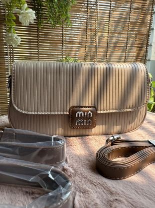 Picture of MIN MIN Grey Color Hand Purse