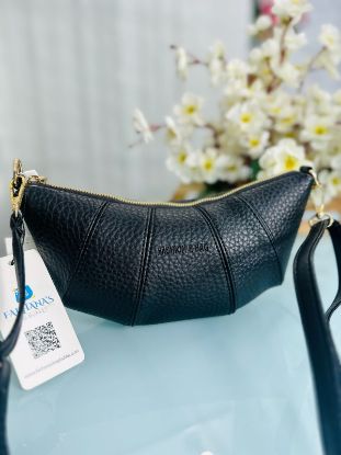 Picture of FASHION & BAGS SIDE CAARRY LEATHER BLACK BAG