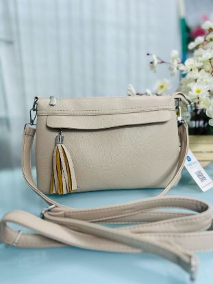 Picture of Chandrica   Synthetic Leather Regular Shoulder Beige Bag