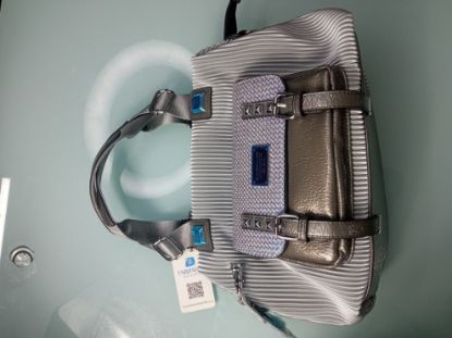 Picture of Kaishilan Jingpinpiju  Metalic Design Gray Colour Shoulder Bag