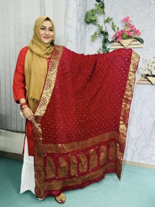 Picture of Dupatta Urna Red & Golden 