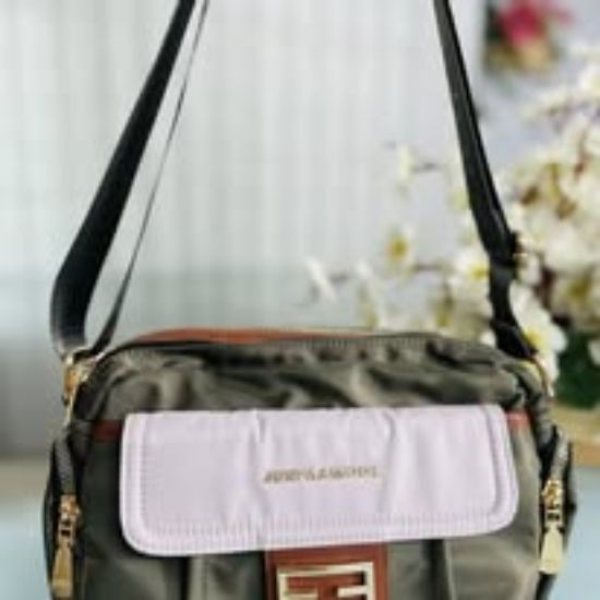 Picture of JUNFA & MODE High Quality Fabric Ash Bag ( Font Metal Snap)