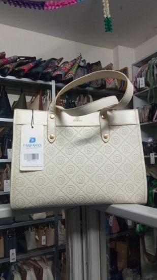 Picture of GUDAI Brand White Bag