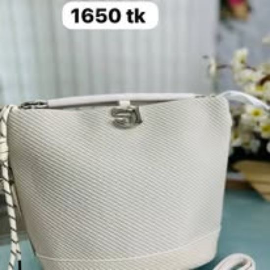 Picture of Bucket Shape Puff Leather Premium Hand Off White Bag 