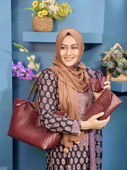 Picture of Premium Leather Shoulder Bag (11.5"/8.5")